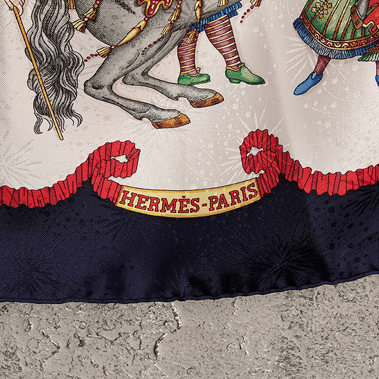 90&#039;s HERMES Les fêtes du roi soleil en soie silk scarf